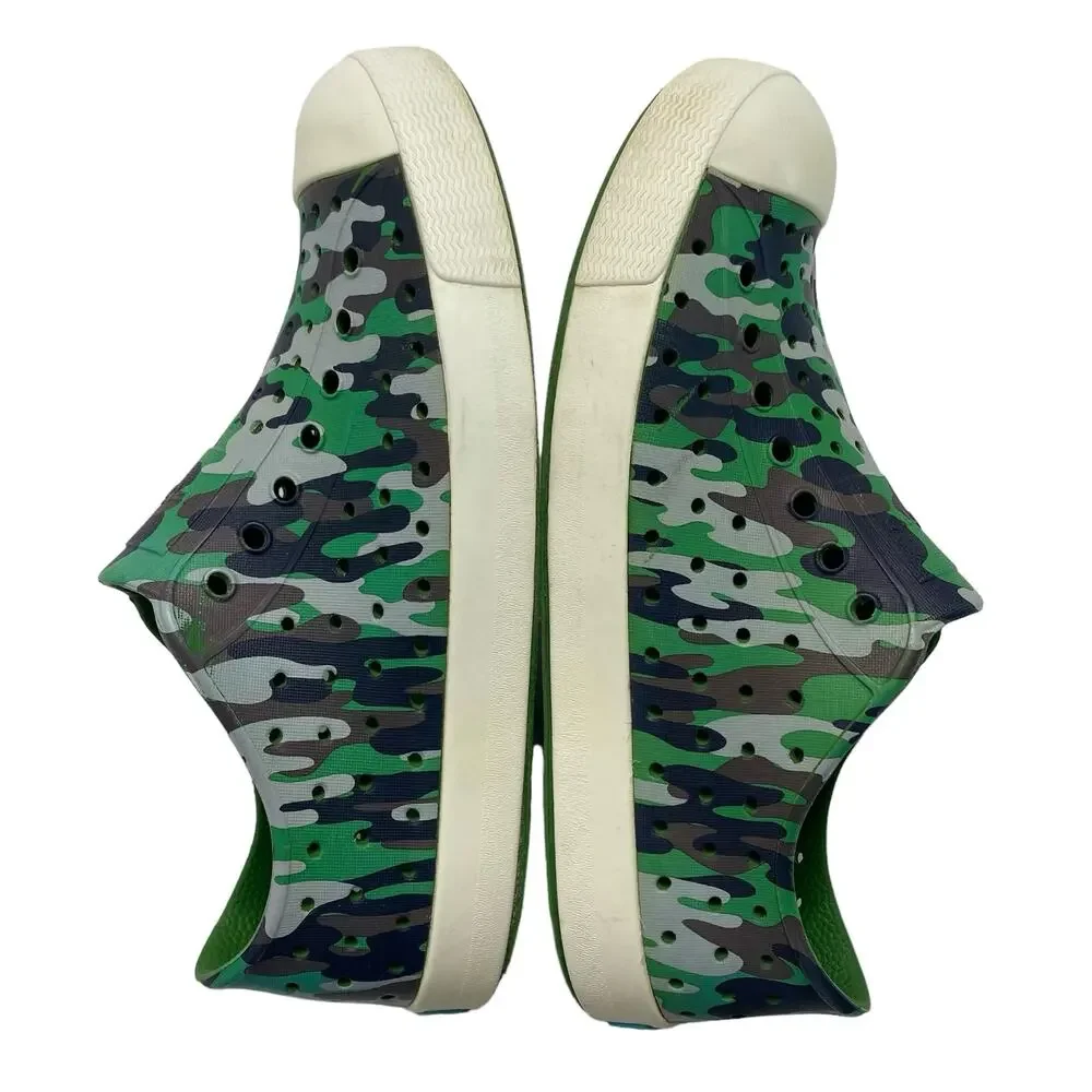 NATIVE Green Cream Camo Print Jefferson Slip On Water Shoes Size 3 Big Kid